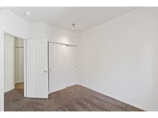 Photo #5: 23512602 Listing 