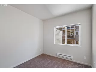 Photo #6: 23512602 Listing 