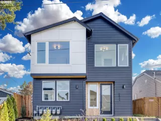 Photo #1: 23512887 Listing