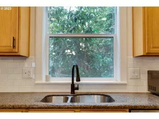 Photo #6: 23514273 Listing