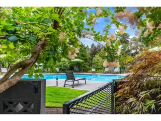 Photo #3: 23514878 Listing 