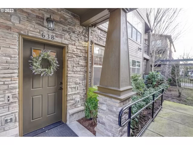 MLS: 23515849 Condo For Sale