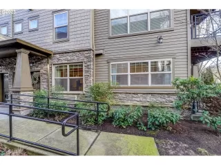 Photo #2: 23515849 Listing 