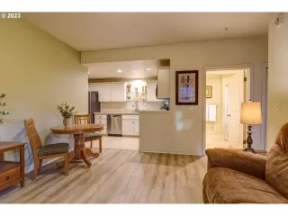 Photo #6: 23515849 Listing 