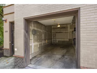 Photo #2: 23516850 Listing 