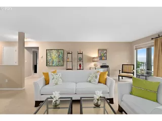 Photo #4: 23517026 Listing 