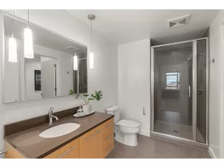 Photo #3: 23517283 Listing