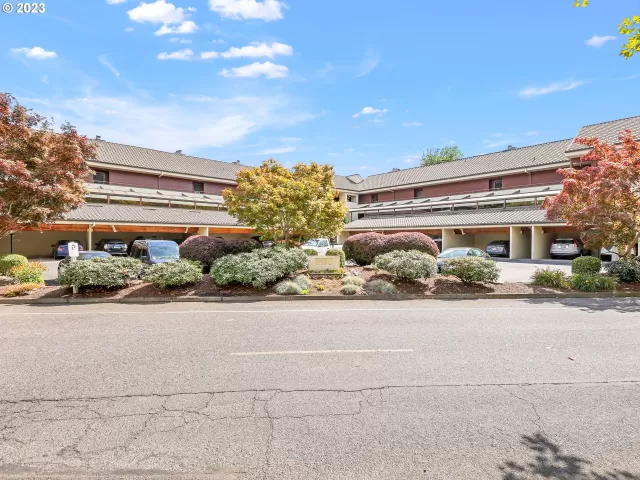 MLS: 23519464 Condo For Sale