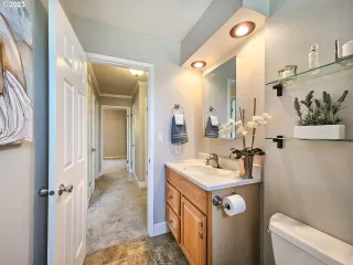 Photo #3: 23521981 Listing