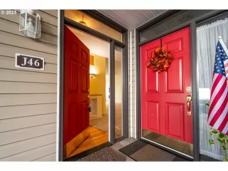 Photo #3: 23522006 Listing