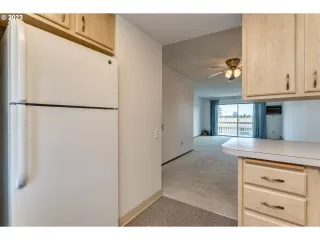 Photo #4: 23524235 Listing