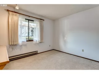 Photo #6: 23524235 Listing