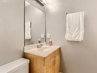 Photo #5: 23527964 Listing 