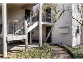 Photo #2: 23528594 Listing 