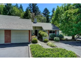 Photo #2: 23529999 Listing 