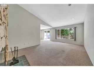 Photo #4: 23529999 Listing 