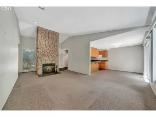 Photo #5: 23529999 Listing 