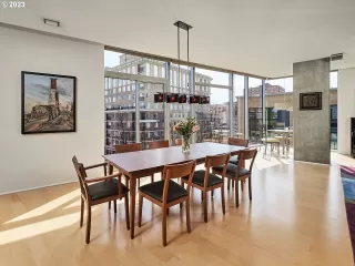 Photo #5: 23530613 Listing 