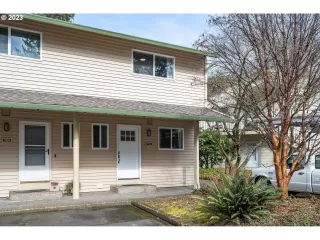 Photo #5: 23531818 Listing 