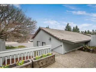Photo #4: 23532034 Listing 