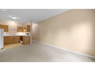 Photo #1: 23532904 Listing 