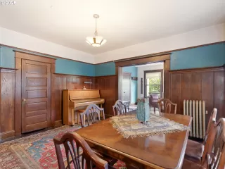 Photo #5: 235341217 Listing