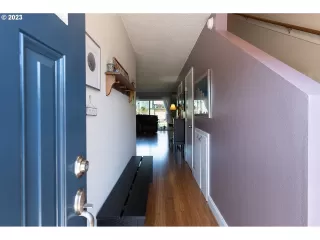 Photo #2: 23535335 Listing