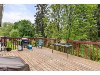 Photo #4: 235353631 Listing 