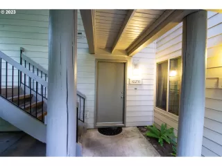 Photo #4: 23535646 Listing 