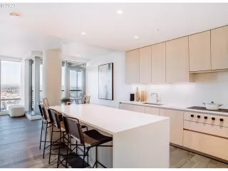 Photo #3: 23537323 Listing 