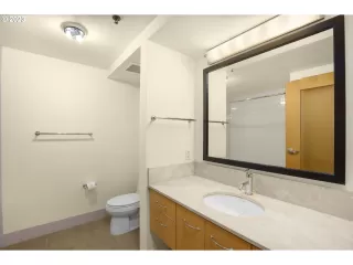 Photo #3: 23537621 Listing 