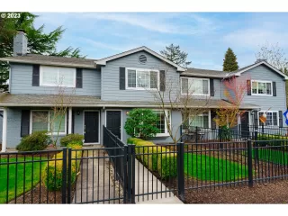 Photo #4: 23539563 Listing