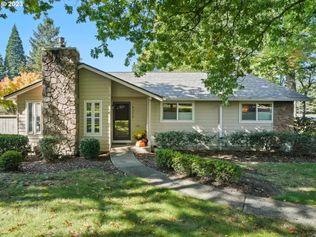 MLS: 23540476 Condo For Sale