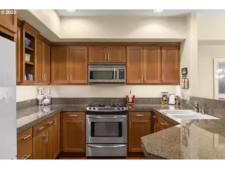 Photo #3: 23541062 Listing 