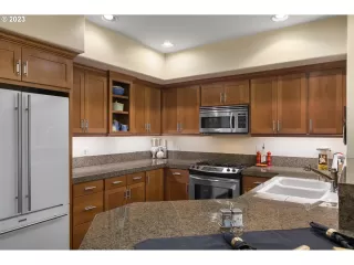 Photo #5: 23541062 Listing 