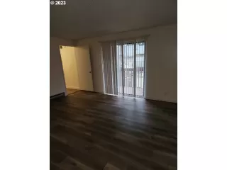 Photo #1: 23541219 Listing