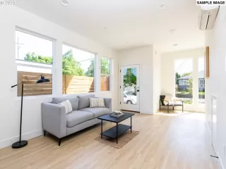 Photo #5: 23543346 Listing 