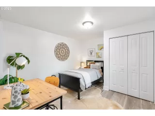 Photo #5: 23543424 Listing 