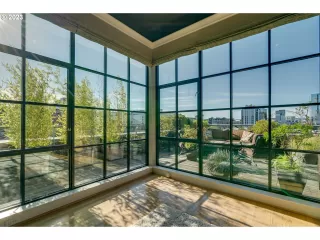 Photo #4: 23543692 Listing