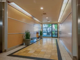 Photo #2: 23544036 Listing 