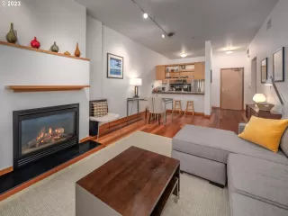 Photo #4: 23544036 Listing 