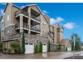 Photo #1: 23544448 Listing