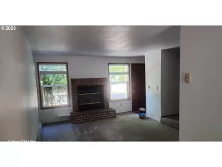 Photo #4: 23545918 Listing 