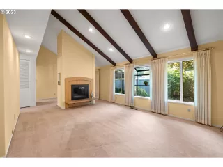 Photo #6: 23546029 Listing 