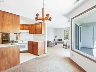 Photo #3: 23546263 Listing