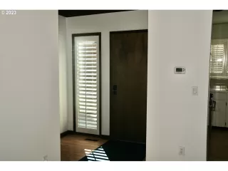 Photo #1: 23548493 Listing