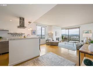 Photo #1: 23551357 Listing