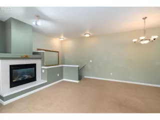 Photo #3: 23551621 Listing