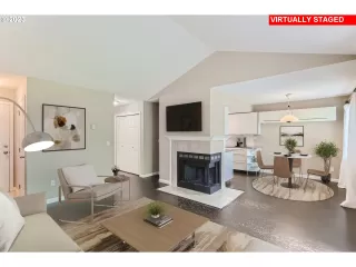 Photo #4: 23552198 Listing