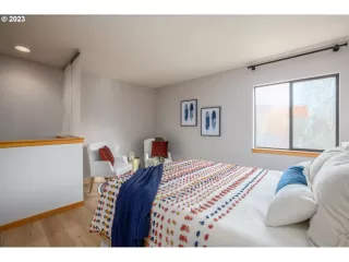 Photo #2: 23552421 Listing